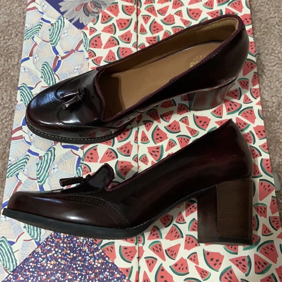 Clarks loafer size 8 Burgundy - Picture 3 of 4